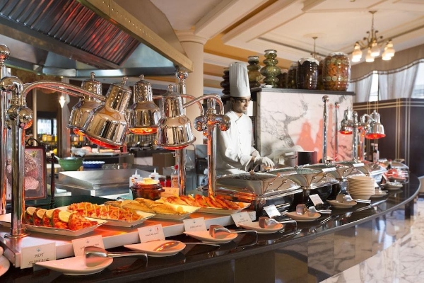 Armed Forces Officers Club & Hotel (Abu Dhabi)